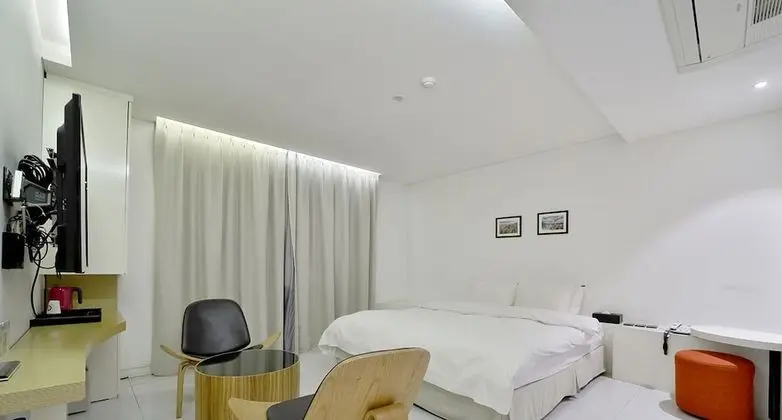 Deluxe Tek Büyük Yataklı Oda