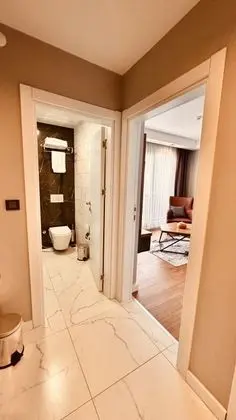 Apart 1+1 Oda, Deniz ve Dağ Manzaralı, Balkonsuz