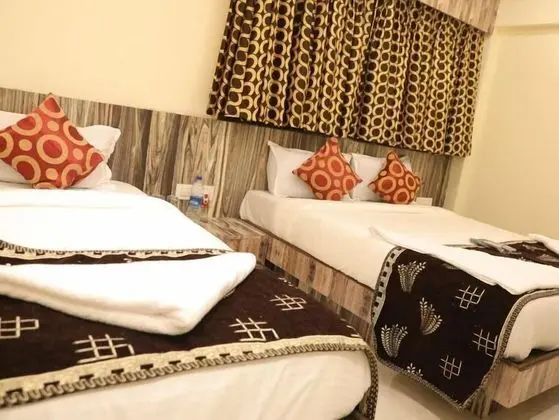 Deluxe Üç Kişilik Oda