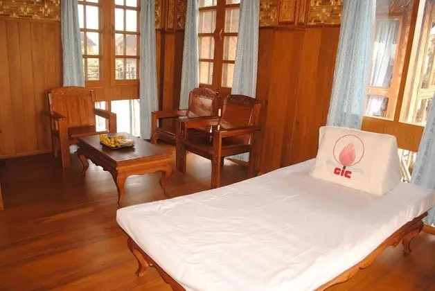 Deluxe Bungalov