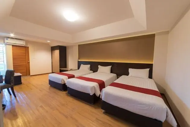 Üç Kişilik Oda