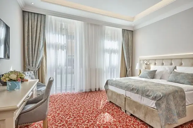 Deluxe Tek Büyük veya İki Ayrı Yataklı Oda, 1 En Büyük (King) Boy Yatak, Şehir Manzaralı