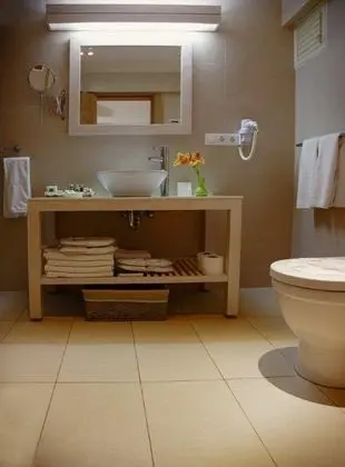 Deluxe Aile Odası, Kara Manzaralı