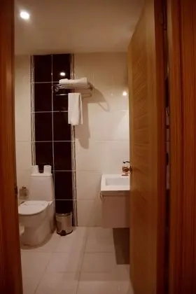 Standard Tek Büyük veya İki Ayrı Yataklı Oda