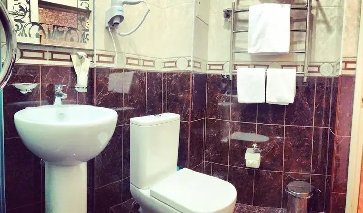 Deluxe Tek Büyük veya İki Ayrı Yataklı Oda