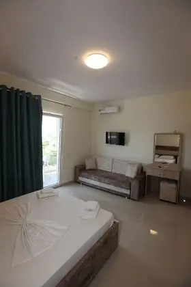Standard Dört Kişilik Oda, Balkon
