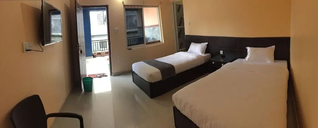 Tek Büyük Yataklı Oda, Balkon