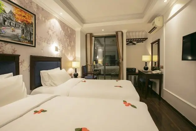 Junior Süit, Balkon (Twin Room)