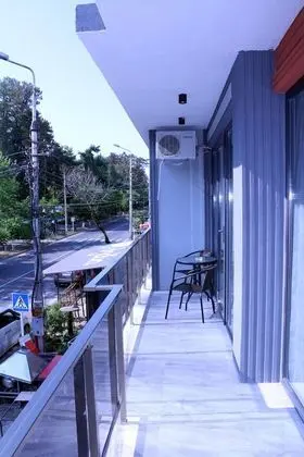 Luxury Apart Daire, 1 Büyük (Queen) Boy Yatak ve Çekyat, Balkon, Kısmi Deniz Manzaralı