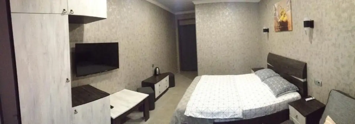 Luxury Tek Büyük Yataklı Oda, 1 Büyük (Queen) Boy Yatak ve Çekyat, Balkon, Kısmi Deniz Manzaralı
