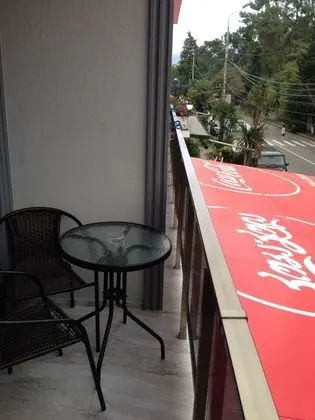 Luxury Tek Büyük Yataklı Oda, 1 Büyük (Queen) Boy Yatak ve Çekyat, Balkon, Kısmi Deniz Manzaralı