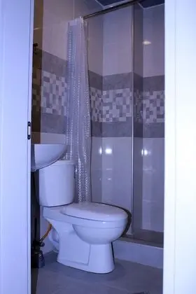 Luxury Tek Büyük Yataklı Oda, 1 Büyük (Queen) Boy Yatak ve Çekyat, Balkon, Kısmi Deniz Manzaralı