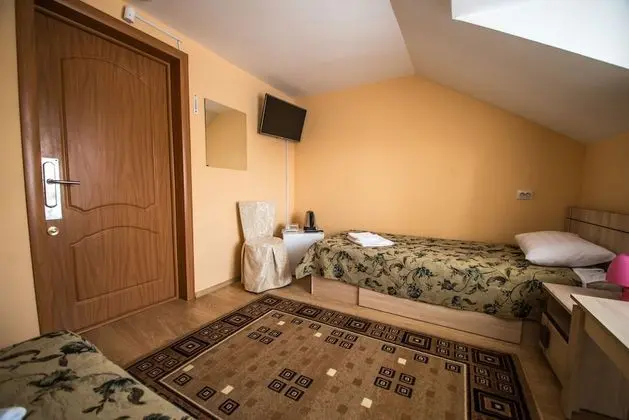 Economy Tek Büyük veya İki Ayrı Yataklı Oda, Özel Banyo