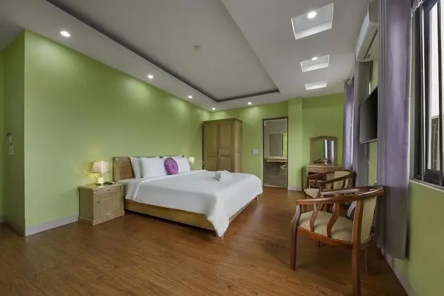 Deluxe Tek Büyük Yataklı Oda