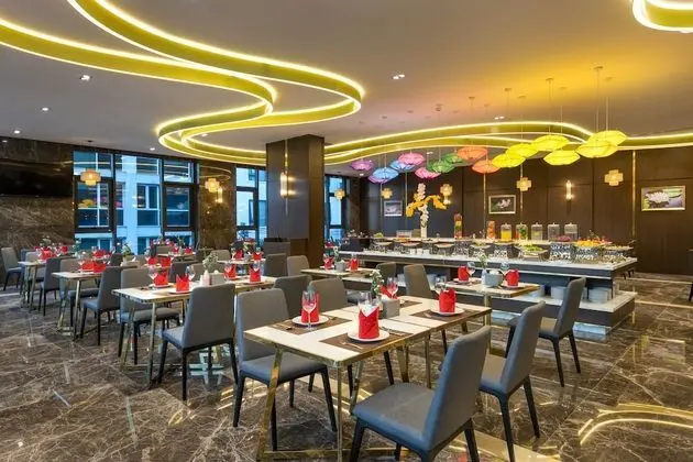 Deluxe Tek Büyük veya İki Ayrı Yataklı Oda