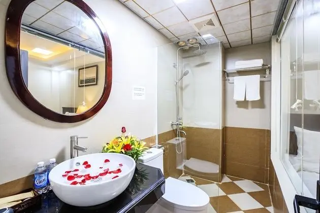 Standard Büyük Yataklı Tek Kişilik Oda