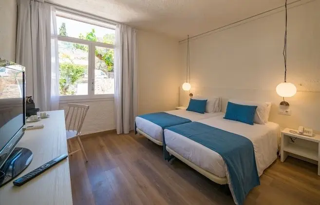 Premium Tek Büyük Yataklı Oda