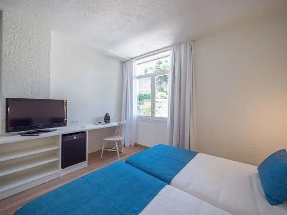 Premium Tek Büyük Yataklı Oda