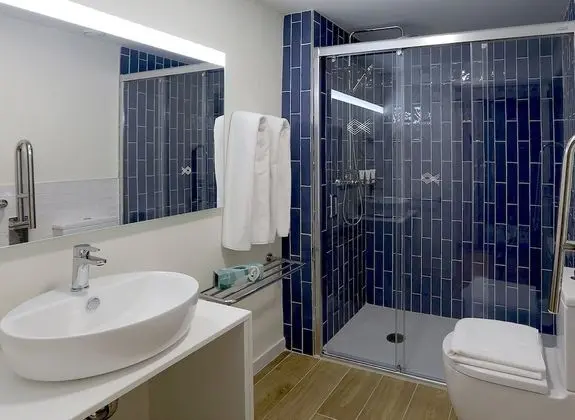 Premium Tek Büyük Yataklı Oda