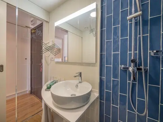 Premium Tek Büyük Yataklı Oda, Balkon