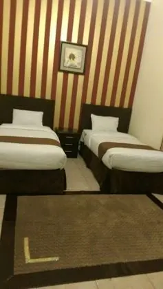 Chalet, 3 Bedrooms ( Rocky beach )