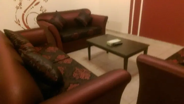 Chalet, 3 Bedrooms ( Rocky beach )