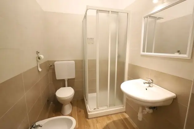 Standard Tek Büyük Yataklı Oda, Şehir Manzaralı