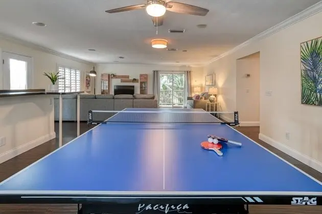 Ev (Golden Mile Beach Retreat)