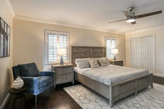 Ev (Golden Mile Beach Retreat)
