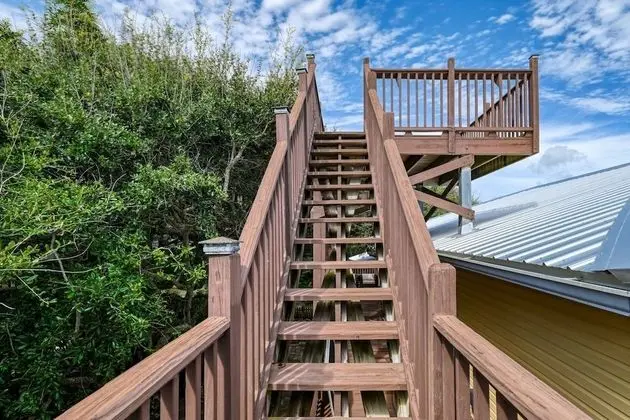 Ev (Golden Mile Beach Retreat)