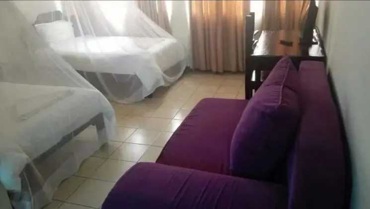 Tek Büyük Yataklı Oda, Sigara İçilmez