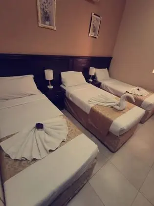 Traditional Üç Kişilik Oda