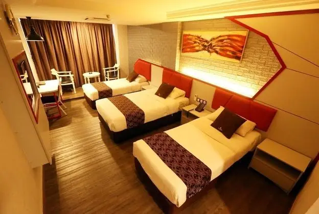 Deluxe Üç Kişilik Oda