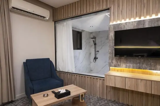 Deluxe Tek Büyük Yataklı Oda, 1 Çift Kişilik Yatak, Mutfak, Şehir Manzaralı