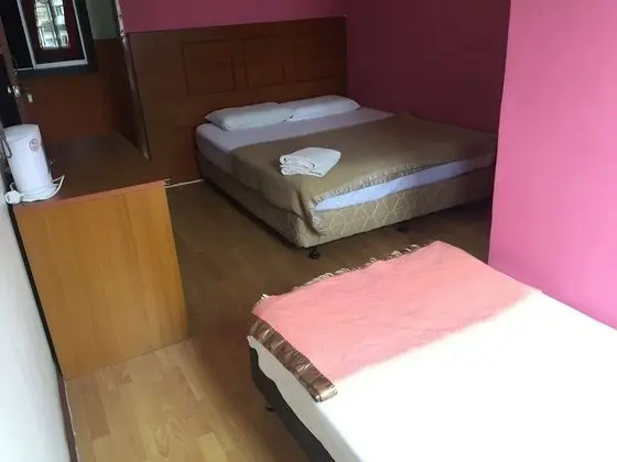 Basic Üç Kişilik Oda, Birden Çok Yatak