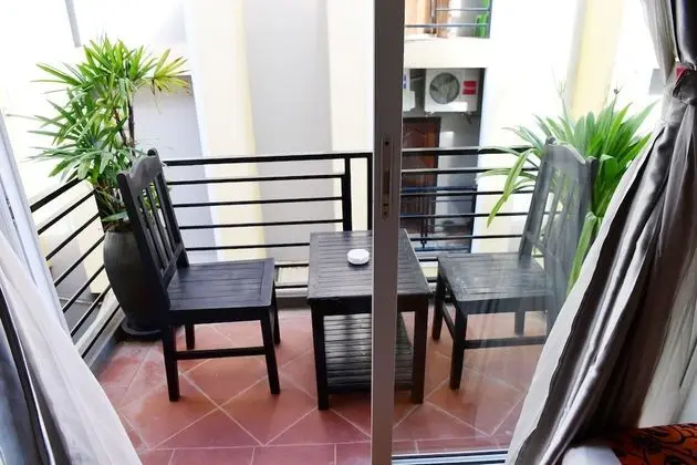 Deluxe Double Pool View