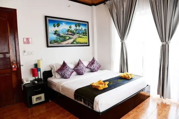 Deluxe Double Pool View