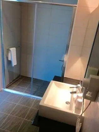 Premium Tek Büyük Yataklı Oda