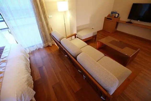 Dört Kişilik Oda, Dağ Manzaralı