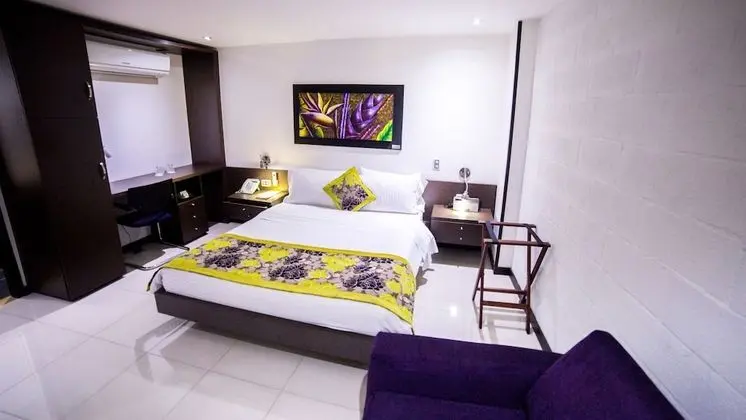 Standard Family Room