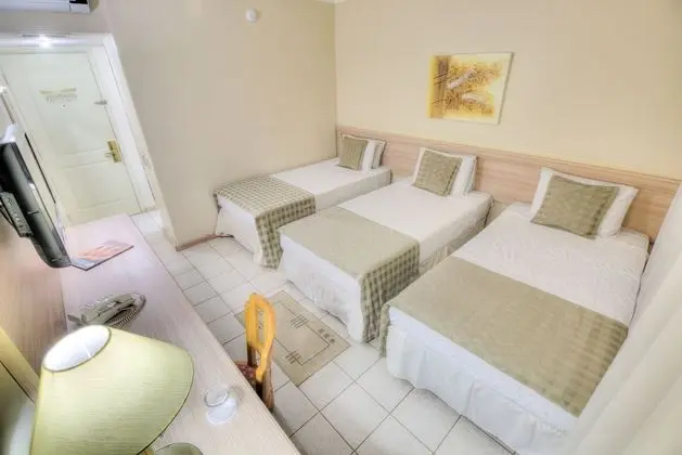 Executive Üç Kişilik Oda, 3 Tek Kişilik Yatak