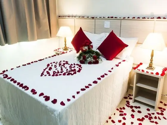 Süit, Havuz Manzaralı