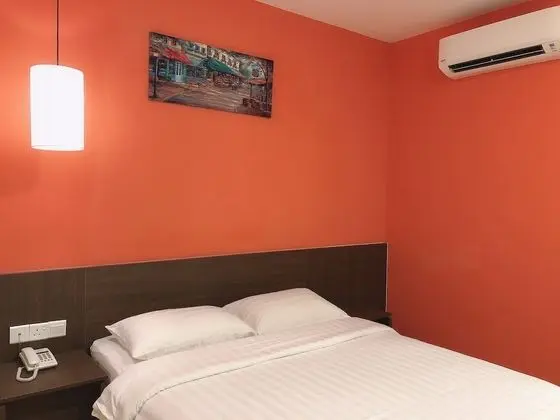 Business Tek Büyük Yataklı Oda
