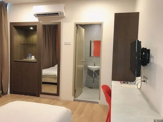 Business Tek Büyük Yataklı Oda