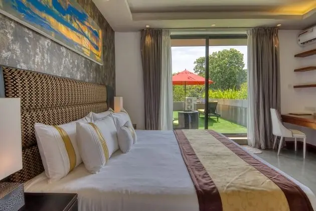 Luxury Tek Büyük Yataklı Oda, Sigara İçilmez, Bahçe Manzaralı