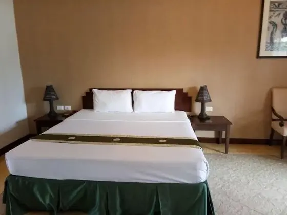 Deluxe Seaview Room