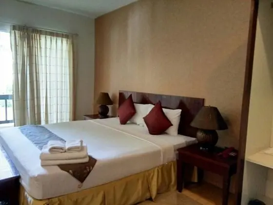 Deluxe Seaview Room