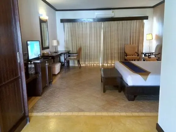 Deluxe Seaview Room