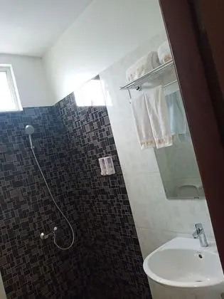 Comfort Tek Büyük veya İki Ayrı Yataklı Oda