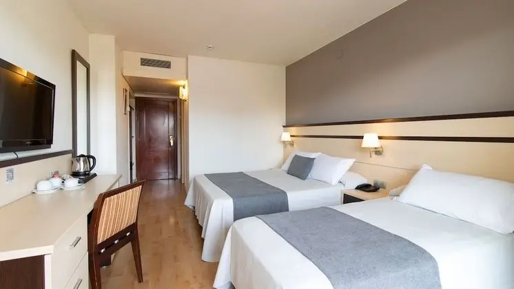 Üç Kişilik Oda (3 Adults)